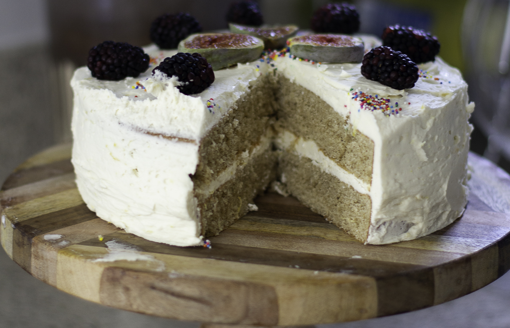 Ultimate Vanilla Bean Cake - Queen Fine Foods